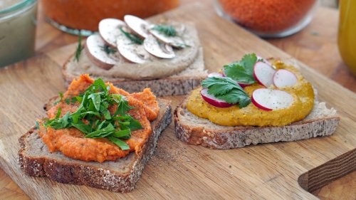 Hummus und Co: Leckere Aufstriche einfach selbst machen
