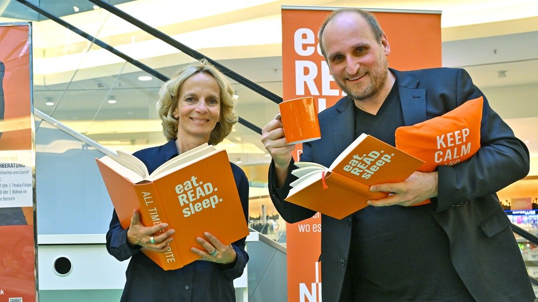eat.Read.Sleep.: Die Hosts zu Gast in einer Rostocker Schule