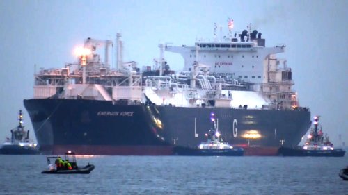 LNG-Terminal in Stade: Lies dringt auf schnelle Inbetriebnahme
