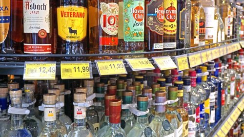 Initiative fordert "Kein Alkohol mehr an Supermarktkassen"
