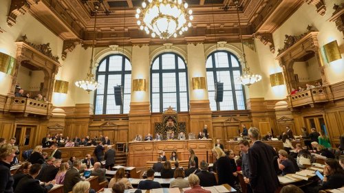 Hamburg: Bürgerschaft konstituiert sich - Streit um einen Posten