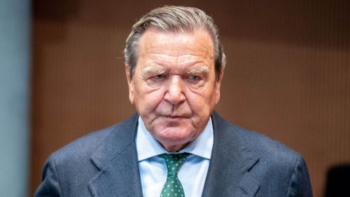 Gerhard Schröder verklagt die Bundesrepublik