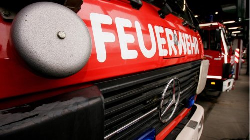 Möllenbeck: Gebäude nach Autobatterie-Explosion abgebrannt
