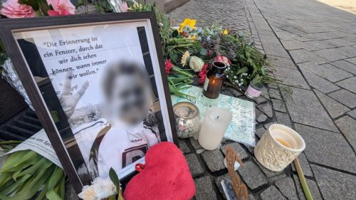 Tödliche Polizeischüsse in Oldenburg: Große Trauer und offene Fragen