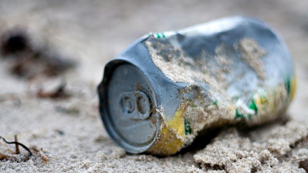 Keine Mülltonnen mehr an Rastplätzen von Bundesstraßen