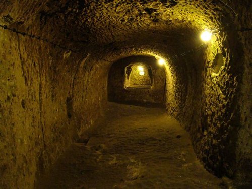 How A Demolished Wall Led To The Rediscovery Of An Underground City