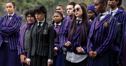 Mercredi : Netflix et Tim Burton accusés de racisme dans le traitement des personnages noirs