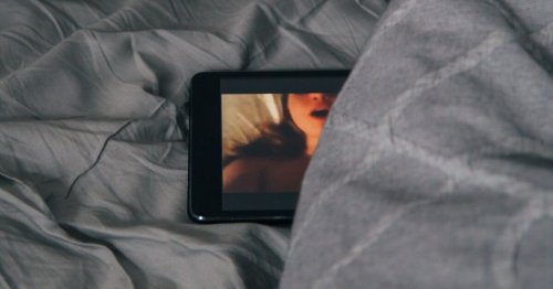 Le porno deepfake est en plein essor, et cela devrait tous nous inquiéter