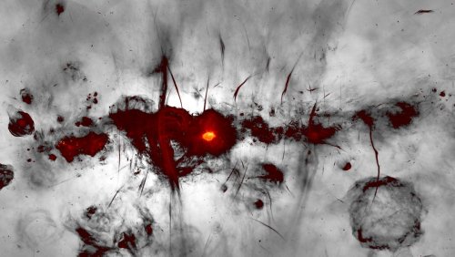 Magnificent Image of Milky Way’s Core Reveals New Space Insights