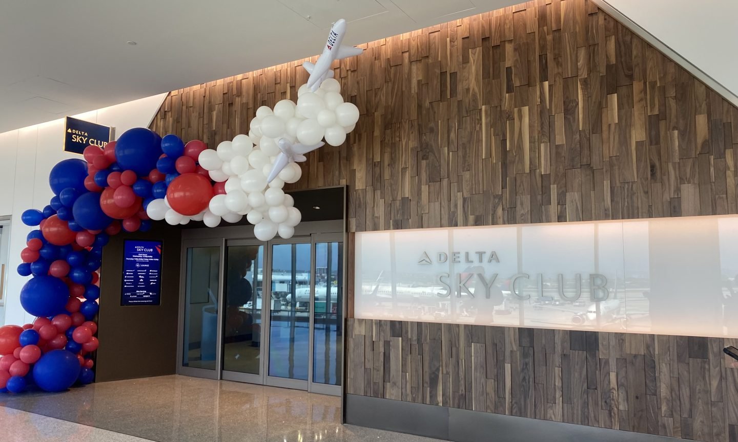 Delta Clamps Down On Sky Club Lounge Access After Record Visits