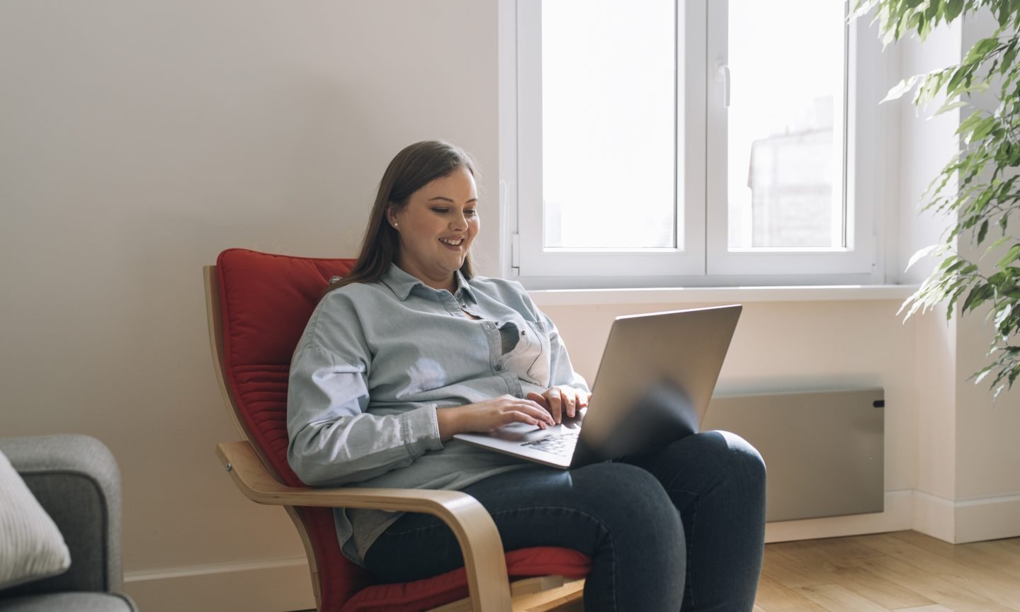 How to Pay Off Student Loans Fast: 7 Strategies for 2025