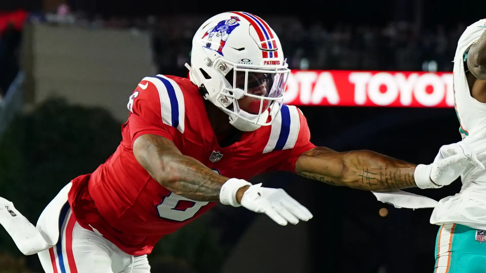 New England Patriots' Bill Belichick continues to praise former Oregon  Ducks' star Christian Gonzalez 