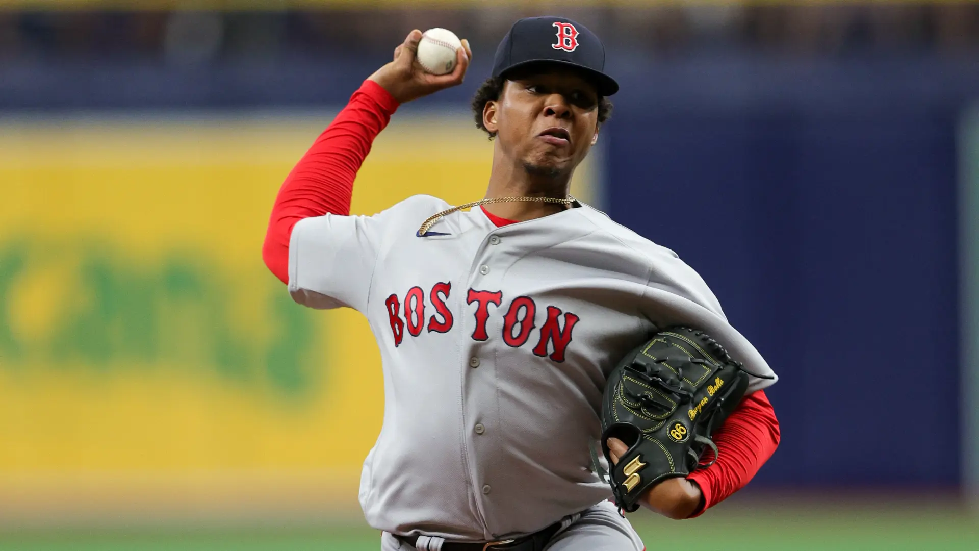 Brayan Bello of the Boston Red Sox pitches against the Atlanta Braves  News Photo - Getty Images