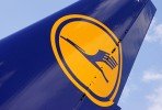 Logistikunternehmer Kühne nun größter Lufthansa-Aktionär