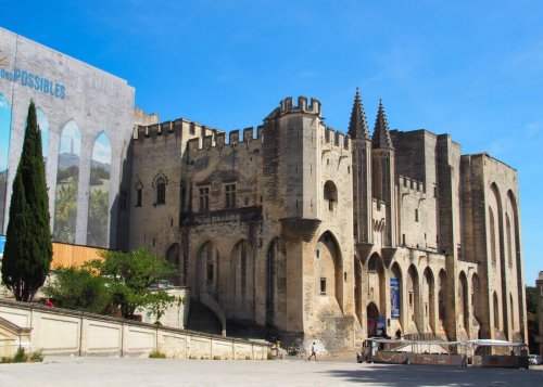 Avignon Sehenswürdigkeiten - die Top Highlights in der Stadt der Päpste