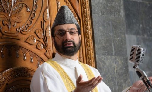 Kashmir Mirwaiz barred from offering 198 consecutive Friday prayers