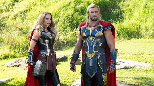 Thor 4: So stemmt Natalie Portman Mjölnir und wird zur Donnergöttin