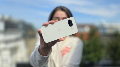 Pixel 9a überzeugt im Test: Dieses Mittelklasse-Handy spielt in der Oberliga