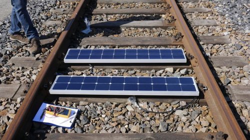 Deutsche Bahn testet: Solarzellen im Gleis bieten Potenzial von Atomkraftwerken