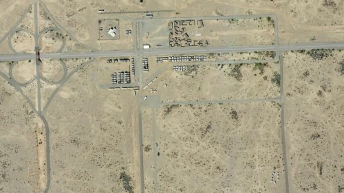 Google Maps: Warum Mitten in der Wüste Arizonas ein Haufen Schiffscontainer stehen