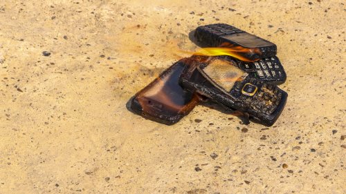 Smartphone und Akku bei Hitze schützen: Diese Tipps retten euer Handy im Sommer
