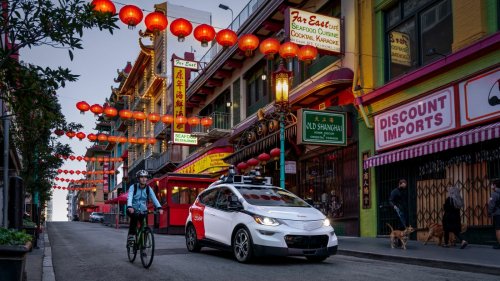 "Sie tun sich zusammen, um uns zu ermorden": Roboter-Taxis in San Francisco außer Kontrolle
