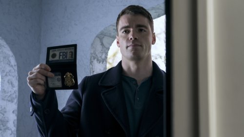 The Night Agent: Serienschöpfer erklärt - deshalb ist der Killer in der Netflix-Serie ein anderer als im Buch