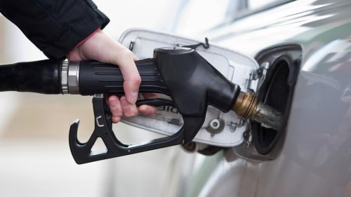 Lidl senkt Benzinpreis: So spart ihr jetzt bei jeder Tankfüllung