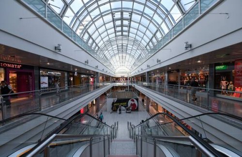 München: Vermeintliche Schüsse – Panik in Olympia Einkaufszentrum