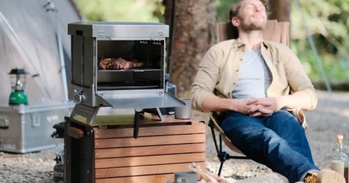 Revolutionary grill folds up small on the go and cooks like a pro