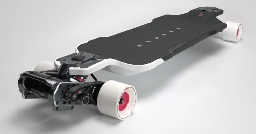 Carbon-deck electric skateboard looks like it belongs in The Matrix