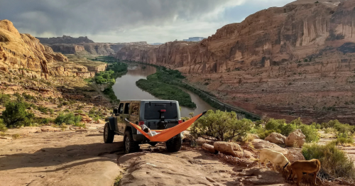 Chill out anywhere you can drive to with a truck-mounted hammock