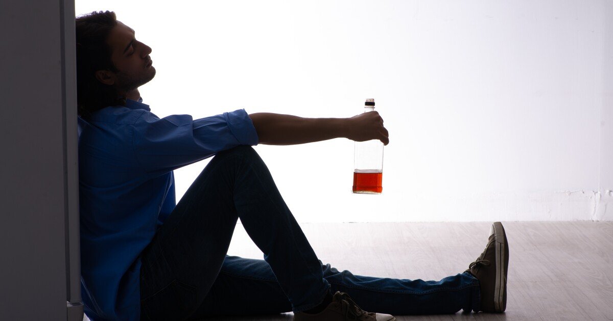 Clinical trial finds ketamine-assisted therapy helps treat alcoholism