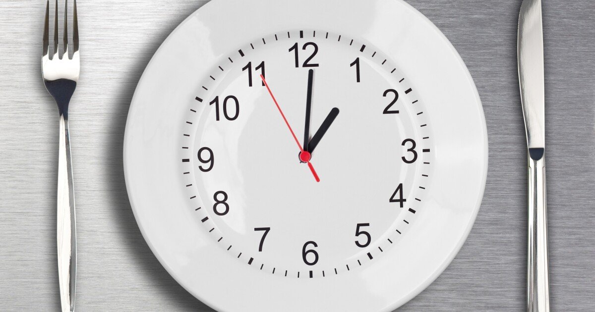 Trial finds limiting calories more important than the time of day you eat