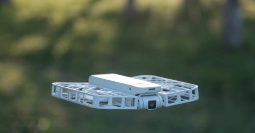 Hover Camera X1 drone can be used without an app or a remote