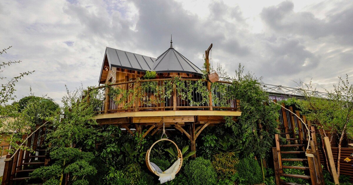 Luxury prefabricated treehouse revealed at the RHS Chelsea Flower Show
