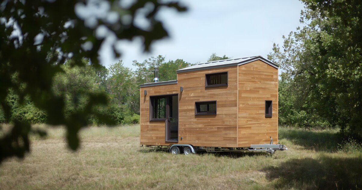 Tiny house punches above its weight with flexible space-saving layout
