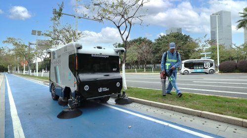 Autonomous electric road sweeper set to clean up city streets