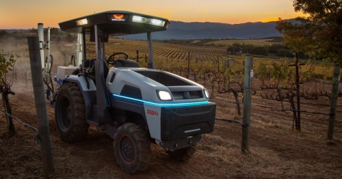 Electric, autonomous Monarch Tractor is billed as the world's smartest