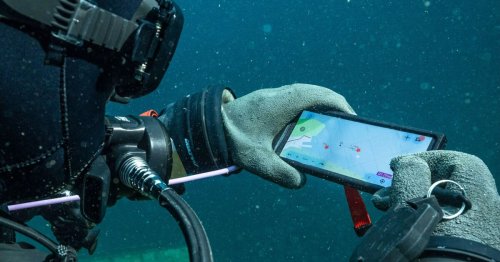 Acoustic navigational tech gets scuba divers using GPS maps