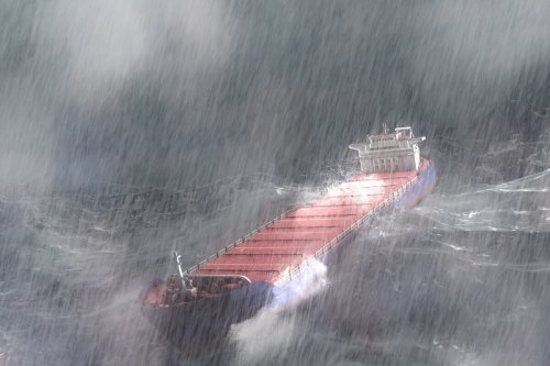 "Heaving oscillators" use wave power to extend shipping range