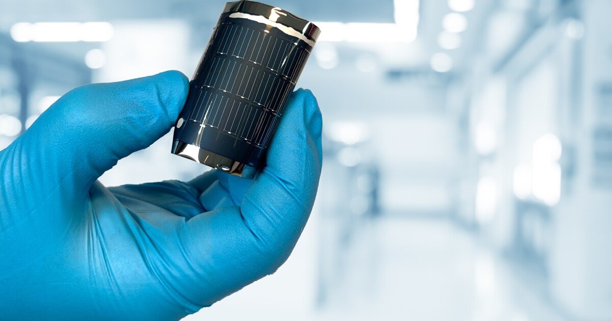 New efficiency record edges flexible solar cells closer to the mainstream