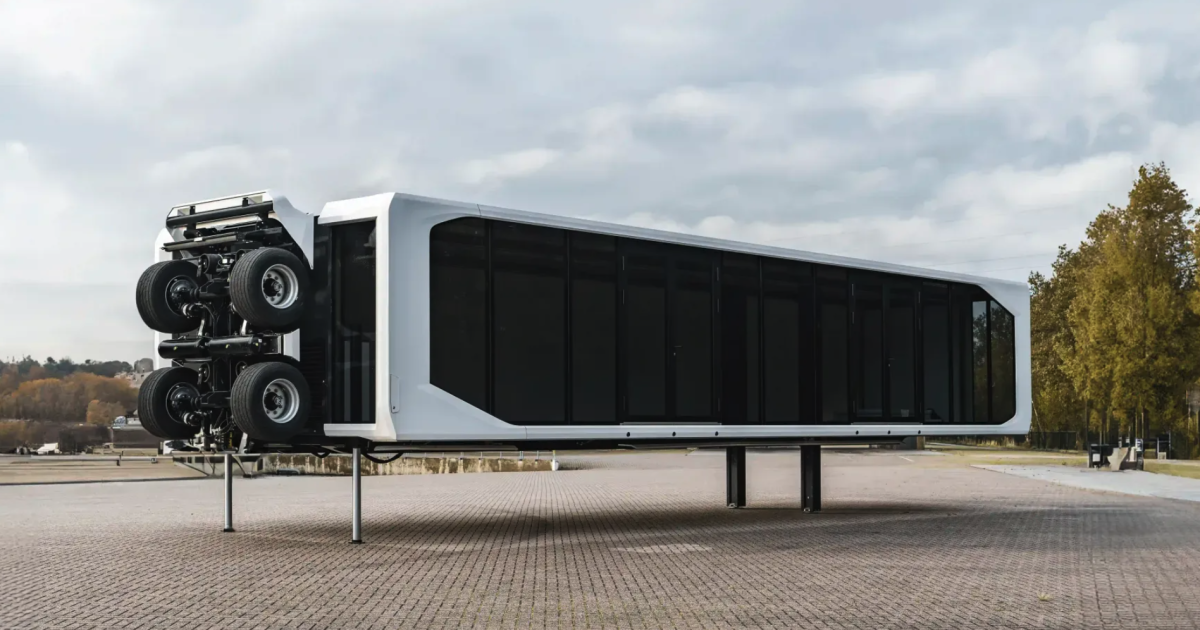 Epic glass trailer retracts chassis & explodes into luxe chateau