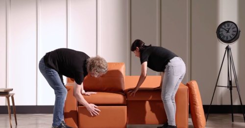 Transformable seat quickly goes from armchair to loveseat to sofa