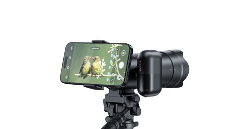 Hybrid camera system gives your smartphone "super-telephoto" zoom