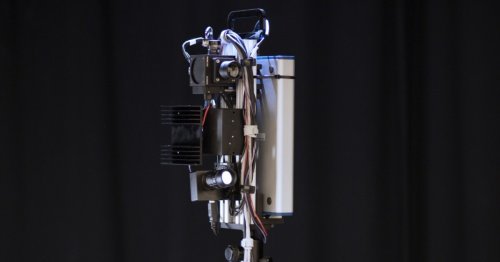 Inexpensive new depth-sensing camera could outperform the Kinect
