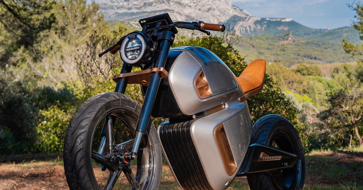 World's first supercapacitor-hybrid electric motorcycle will get a chance to prove itself