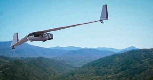 Whisper's "UltraQuiet" propulsion system to power acrobatic glider