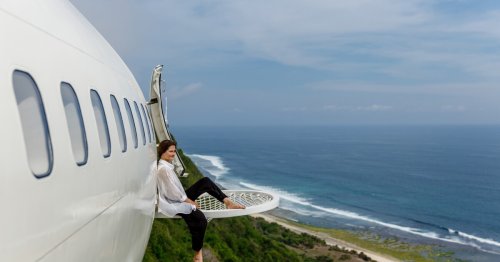 Boeing 737 transformed into incredible cliff-hanging luxury residence