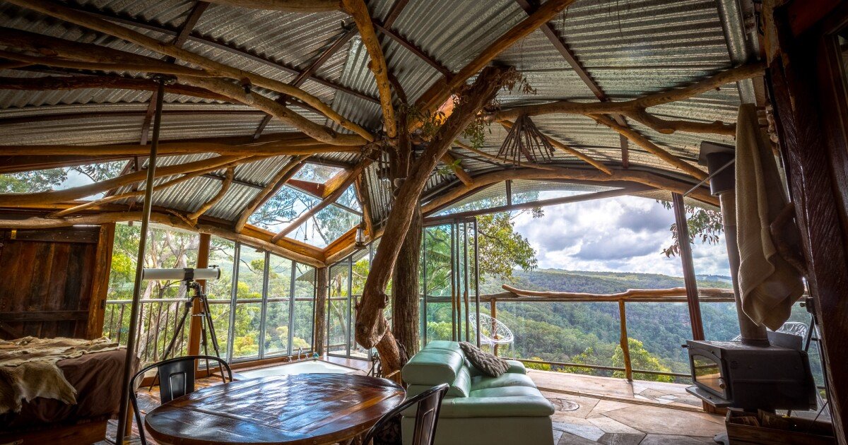 Lionel Buckett's extraordinary treehouse hotel in Australia's Blue Mountains